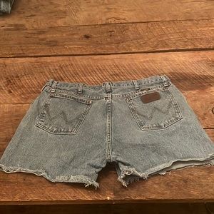 Wrangler cut off shorts